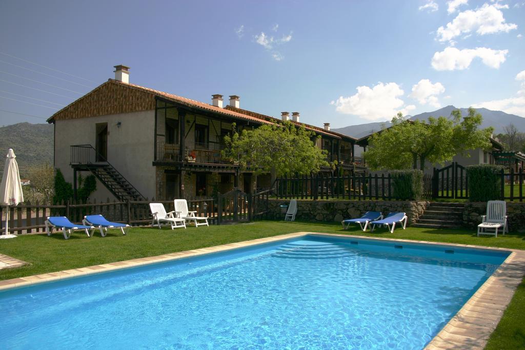 Rurales El Canchal De La Gallina: Rustic Retreat With Jacuzzi & Heated Pool Country house Hervas